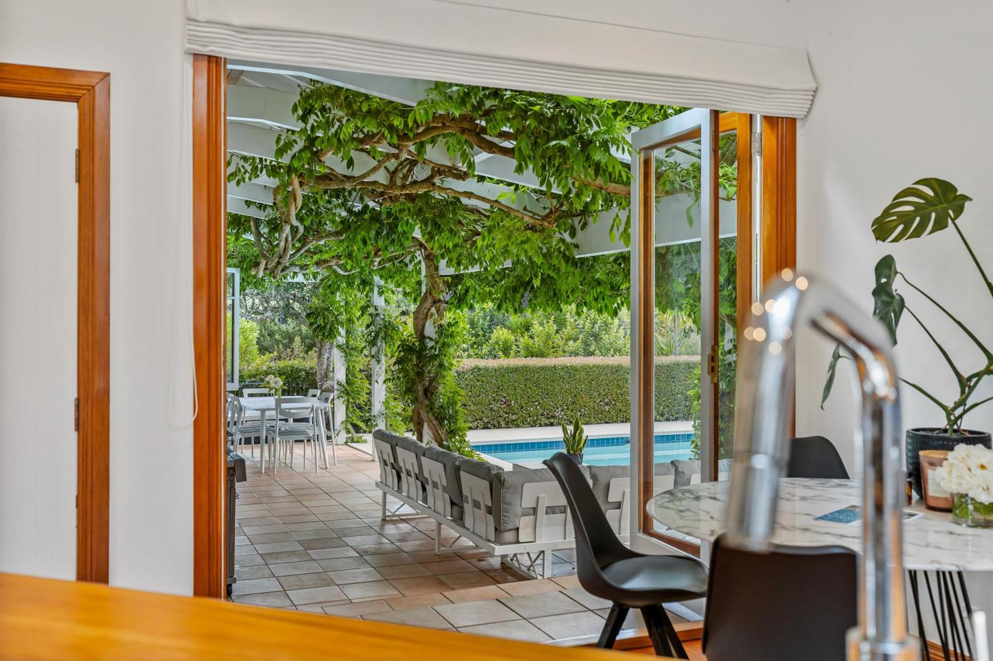 Riverview Retreat Riverhead エクステリア 写真