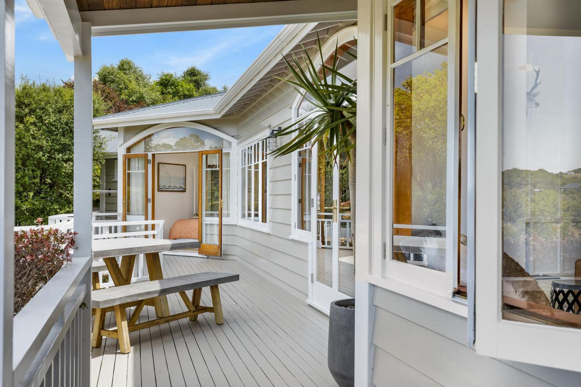 Riverview Retreat Riverhead エクステリア 写真